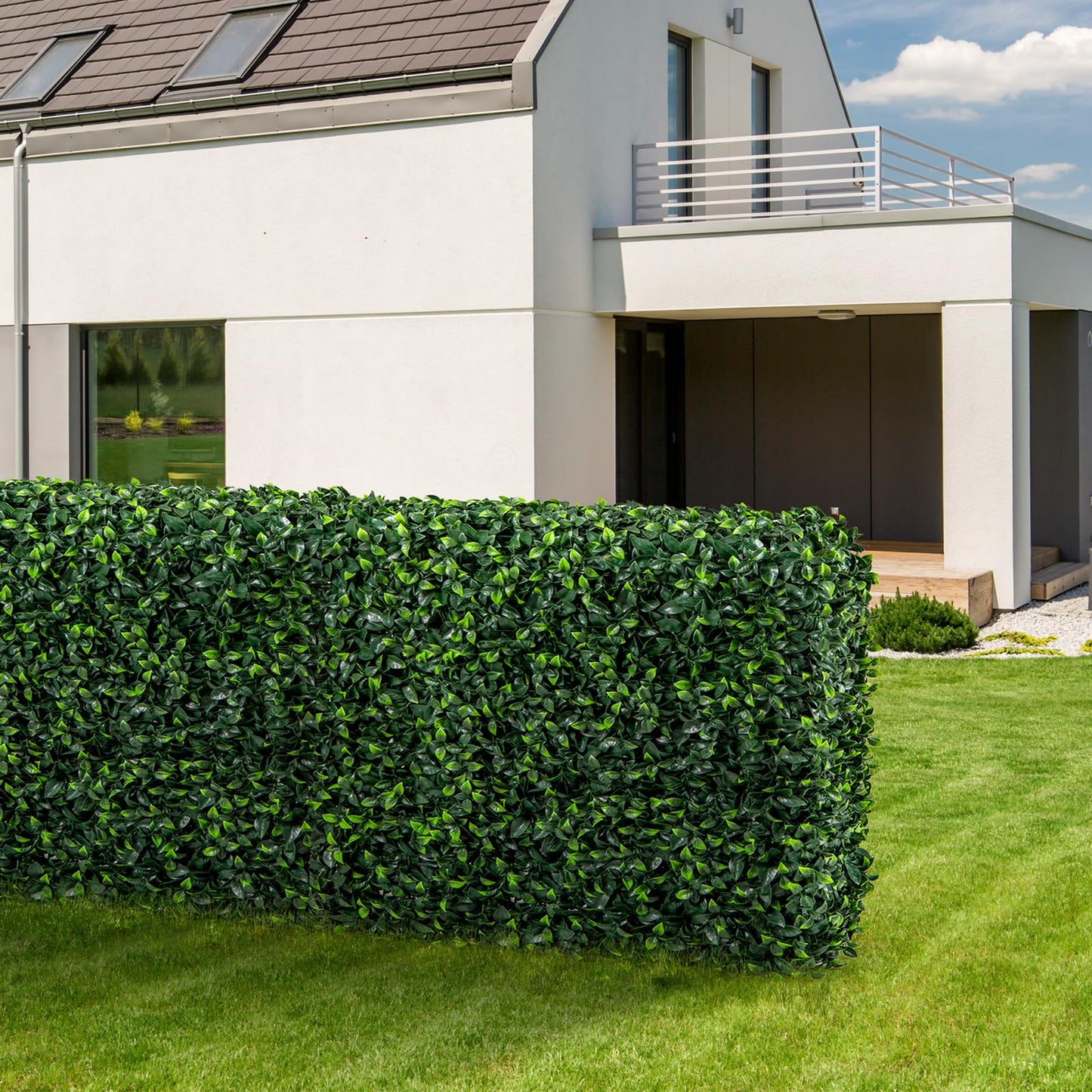 Artificial Plant Wall with Realistic Gardenia Leaves and Aluminum Tubes