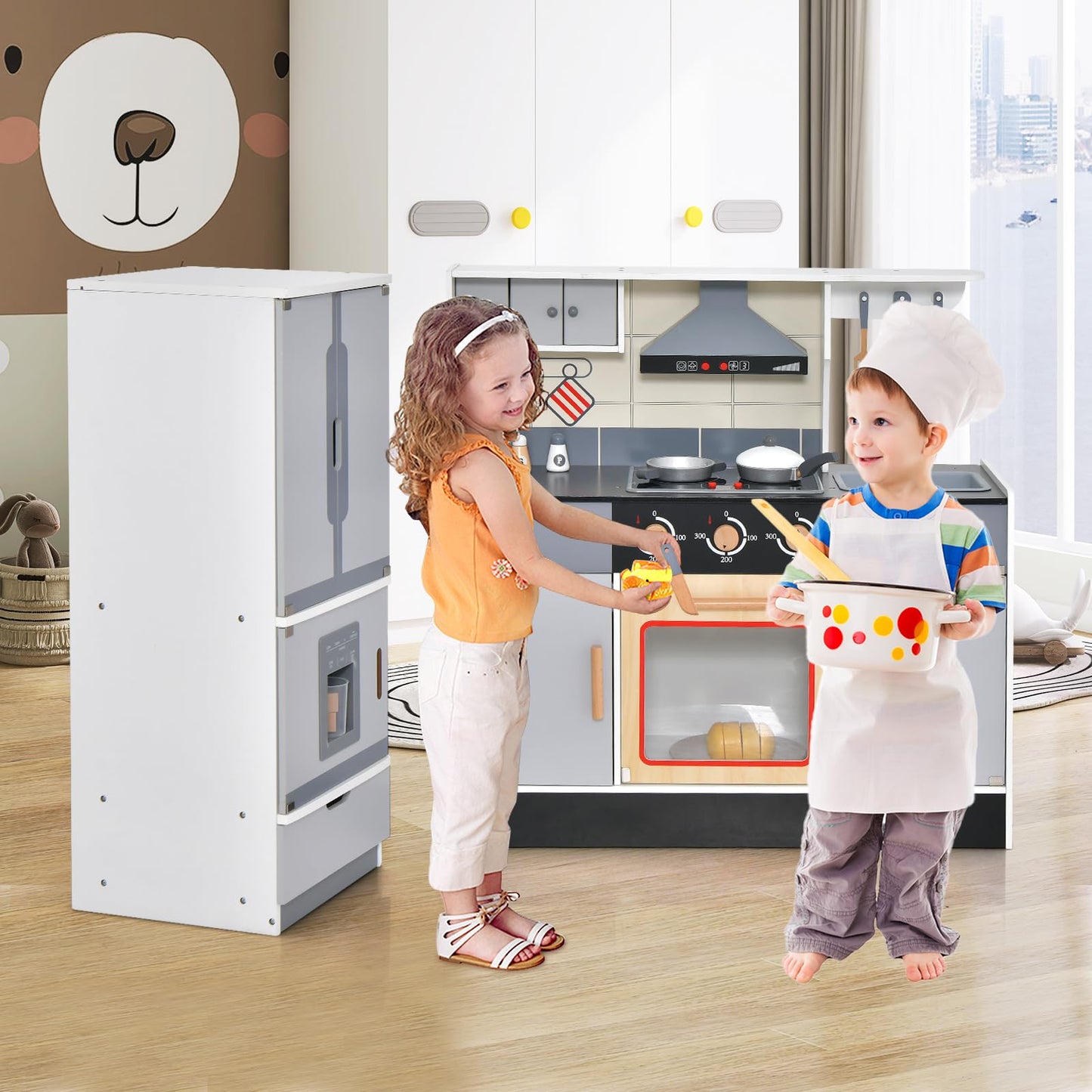 Pretend Play Kitchen Toy with Freestanding Refrigerator