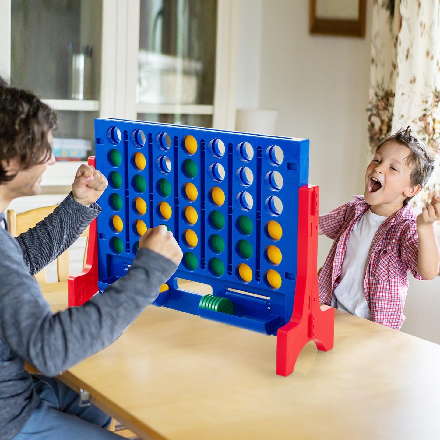 Wall Mounted or Tabletop Giant 4 In A Row with Carrying Bag and 42 Chesses