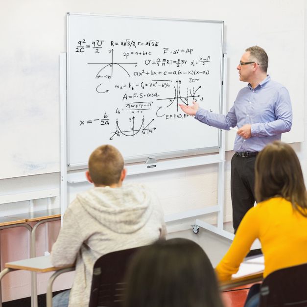 Mobile Whiteboard Reversible with Grid Pattern Board and Board Eraser