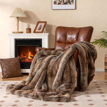 780GSM Soft Plush Fuzzy Luxury Faux Fox Fur Blanket