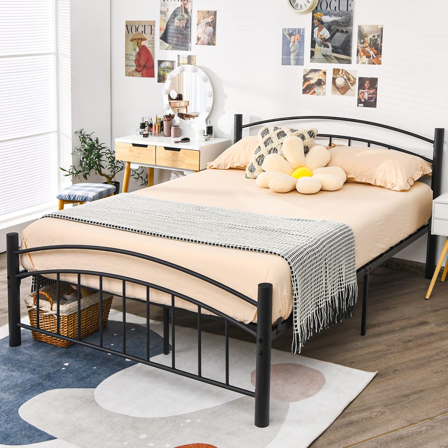 Double Metal Bed Frame, 3FT/4FT6/5FT Platform Bed with Headboard