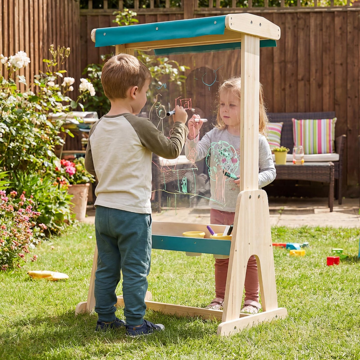 Kids Art Easel, Fir Wood Frame Children’s Double-Sided Easel