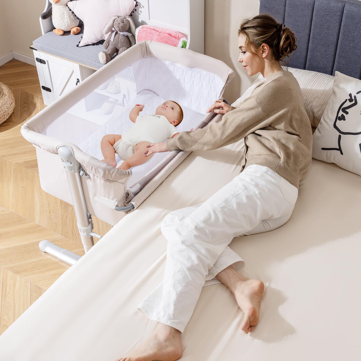 Baby Bedside Crib, 4-Level Height Adjustable Bassinet Crib (Beige) | Portable Newborn Bedside Sleeper