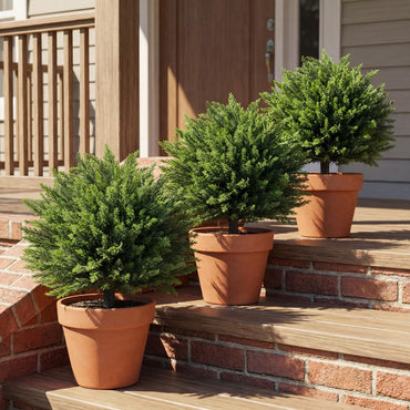Set of 2 Artificial Topiary Ball Trees, Faux Shrub Bushes with Ground Spikes(Cypress Tree）