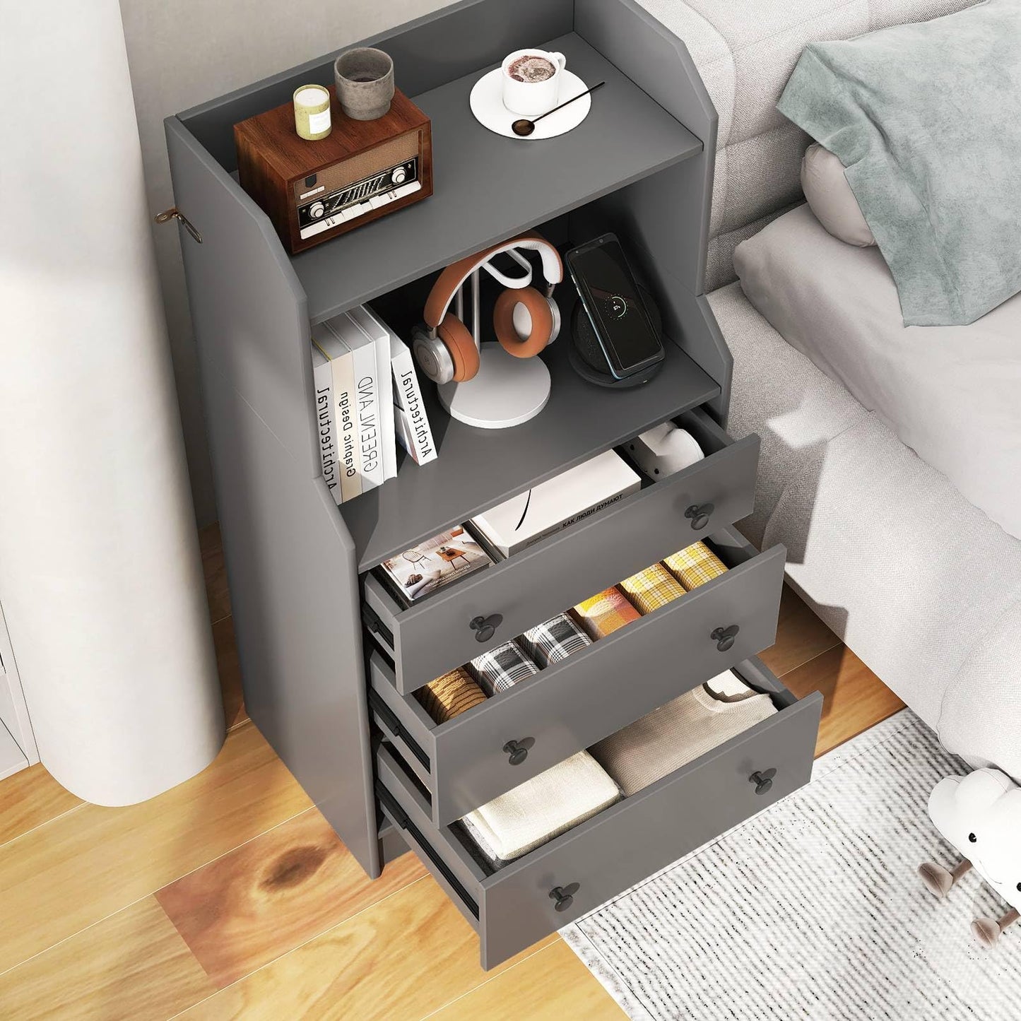 Modern Chest of Drawers Dresser with Shelves
