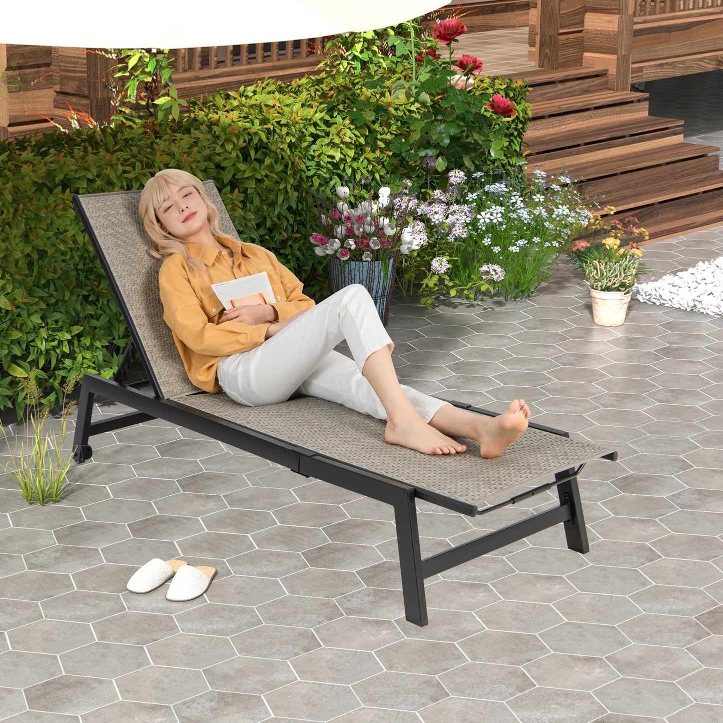 Patio PE Rattan Chaise Lounge with 5-Level Backrest