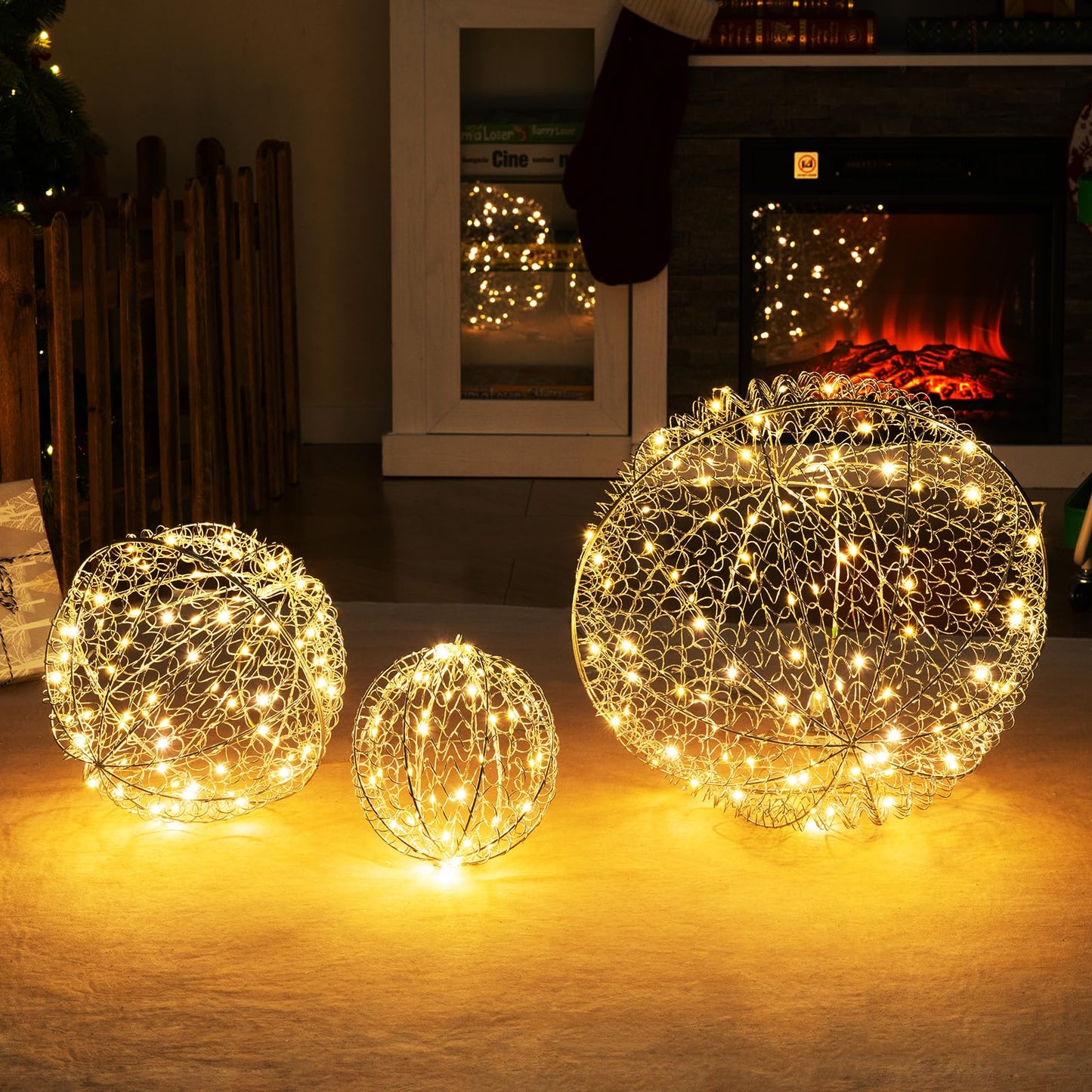 3 Pieces Lighted Christmas Balls with Light Color and 8 Dynamic Modes