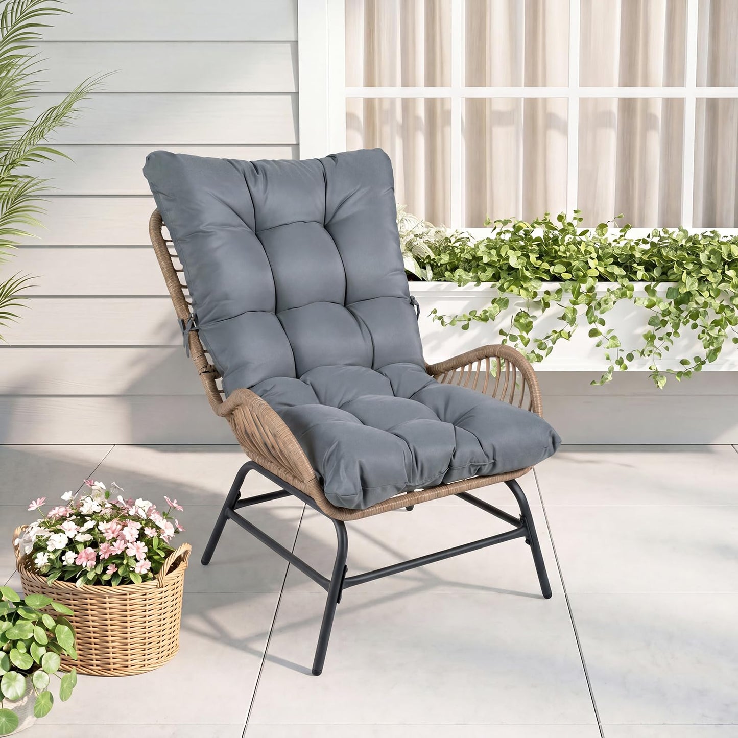 PE Rattan Leisure Chair with Cushion and Solid Metal Frame