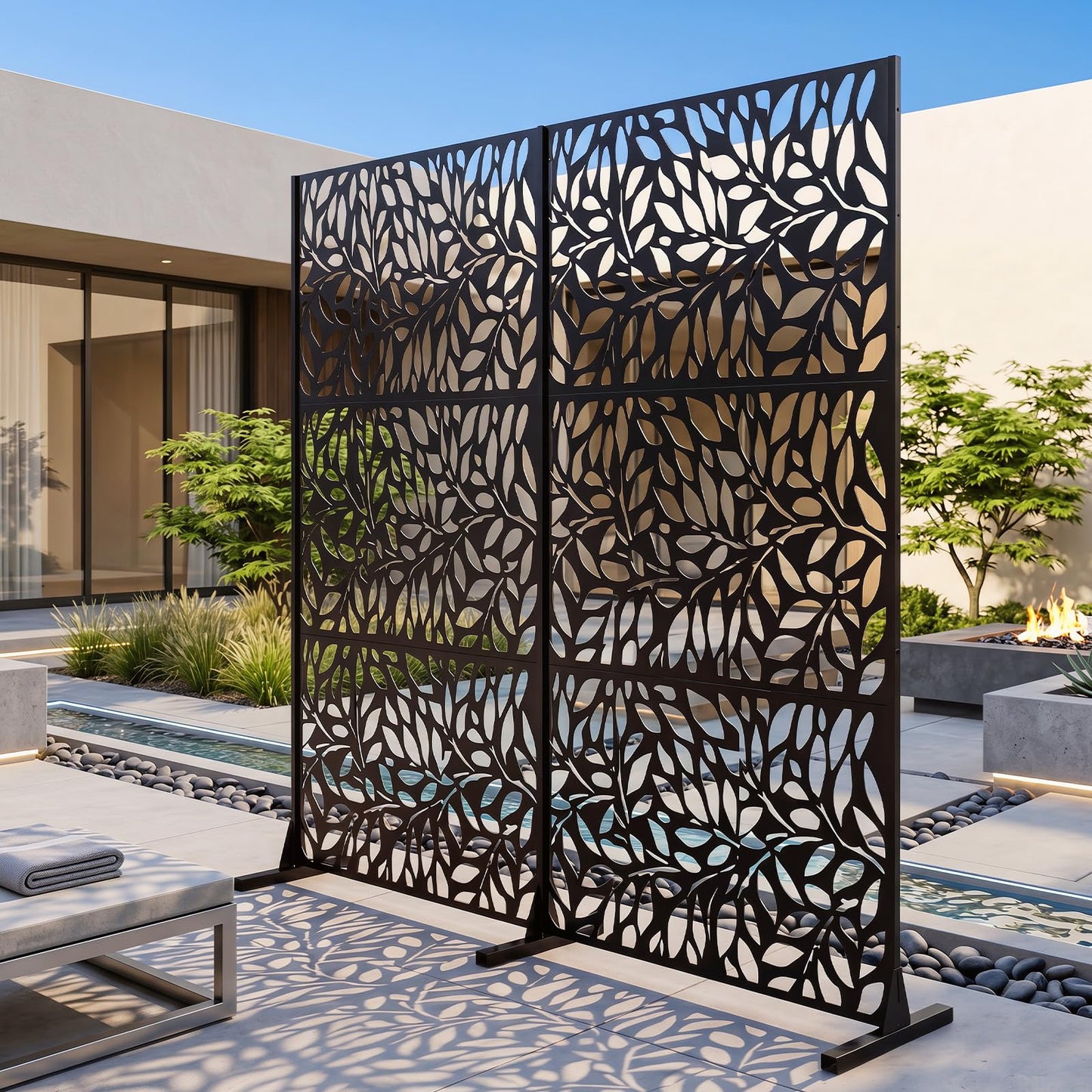 Decorative Garden Privacy Screen with Stand, 183x121cm Freestanding Metal Outdoor Divider