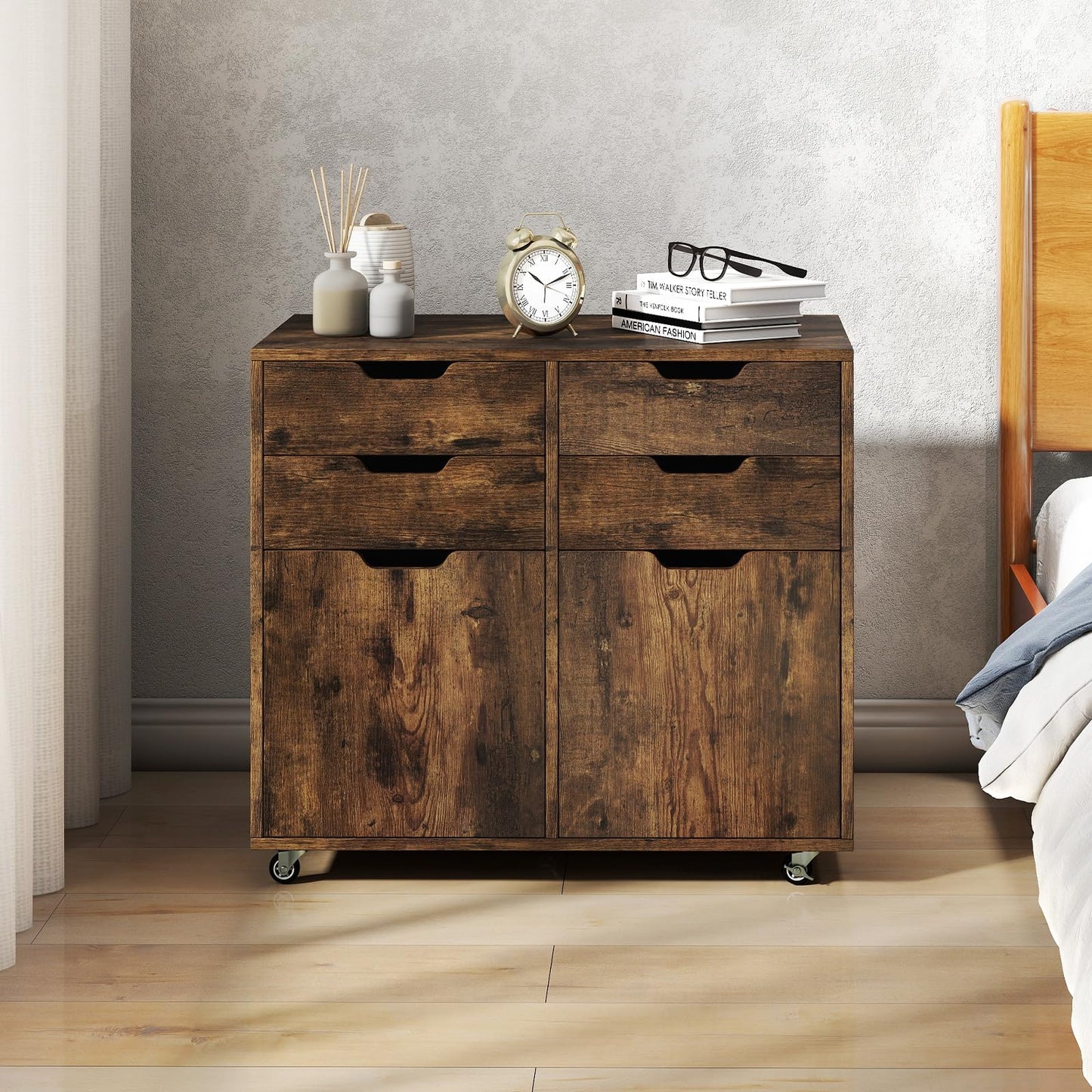 4 Drawer Dresser Chest with Doors and Universal Wheels