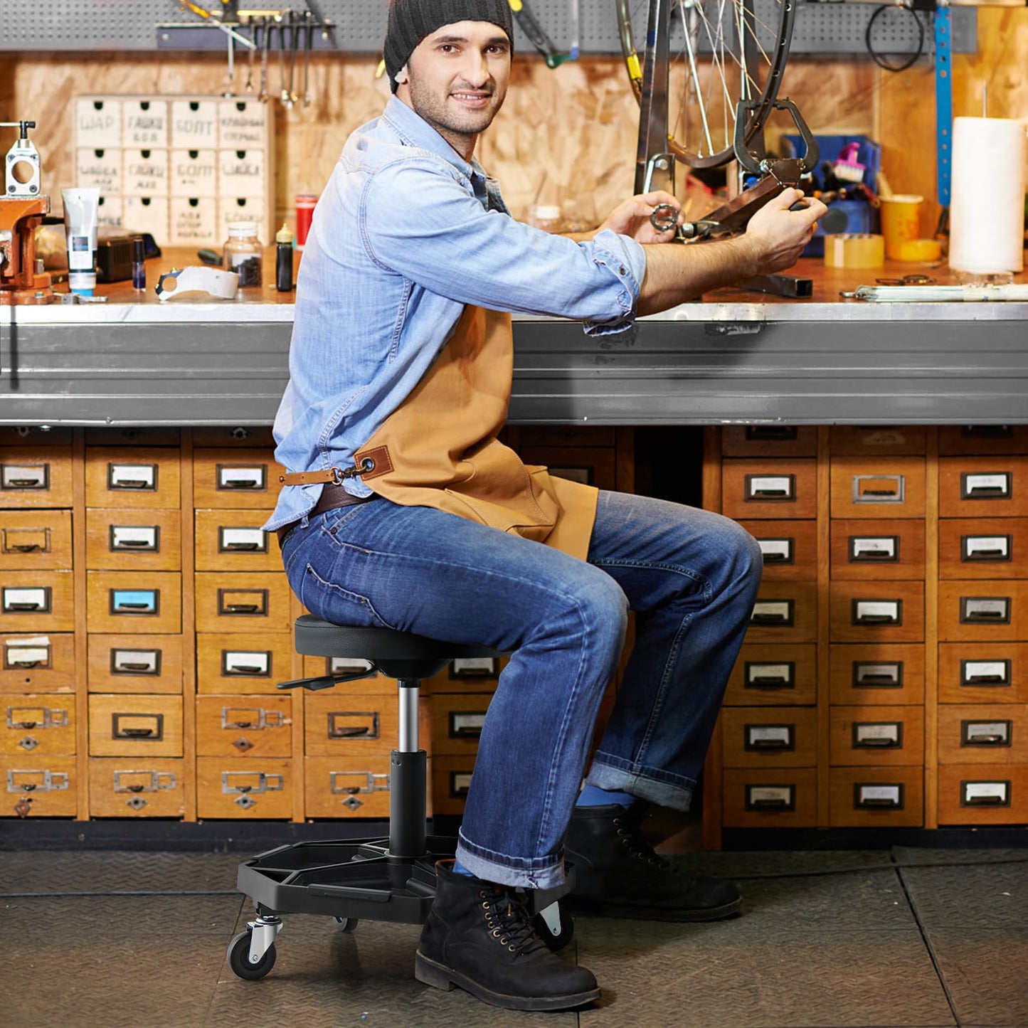Rolling Mechanic Stool with Wheels & Tool Tray