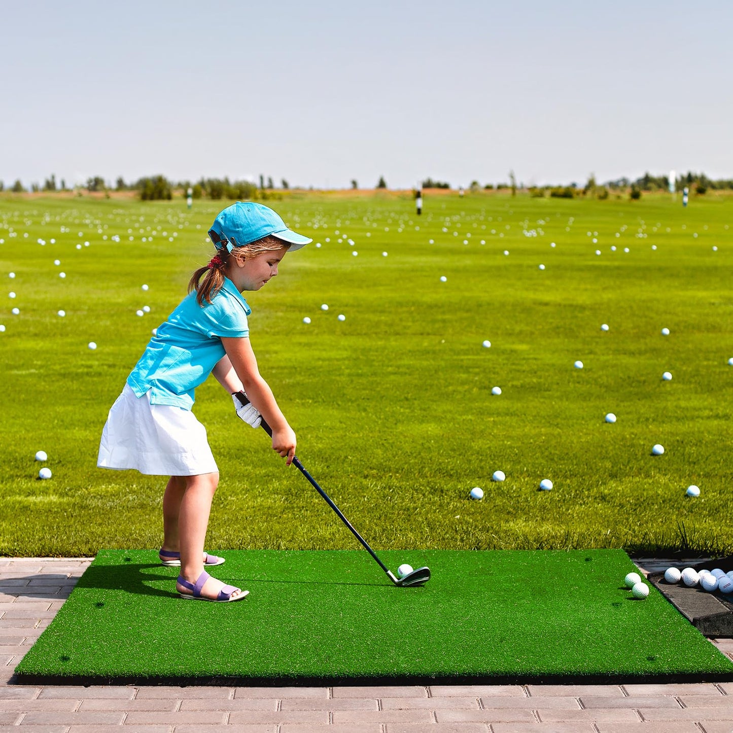 Golf Hitting Mat with 2 Rubber Tees and 2 Alignment Sticks